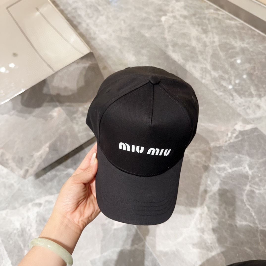 Miu Miu Caps